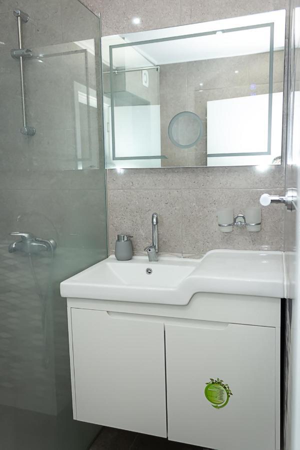 קברנה Apartment Lilia מראה חיצוני תמונה