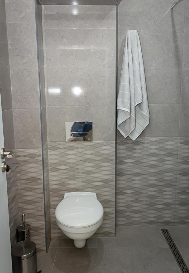 קברנה Apartment Lilia מראה חיצוני תמונה