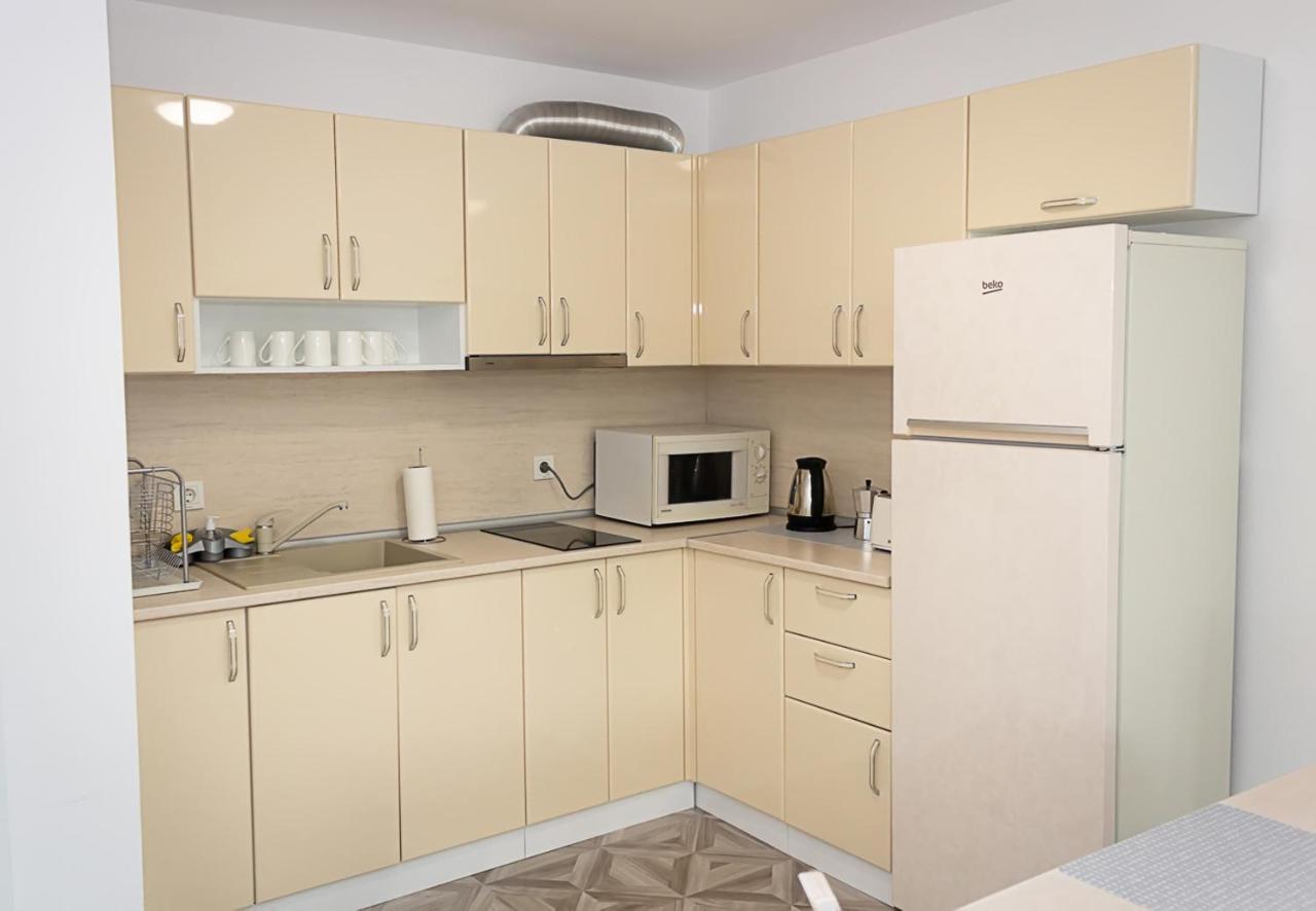 קברנה Apartment Lilia מראה חיצוני תמונה